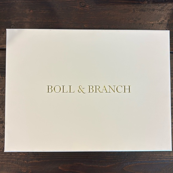 Boll & Branch - NWT Mosaic knit throw blanket - heathered juniper - Picture 3 of 5